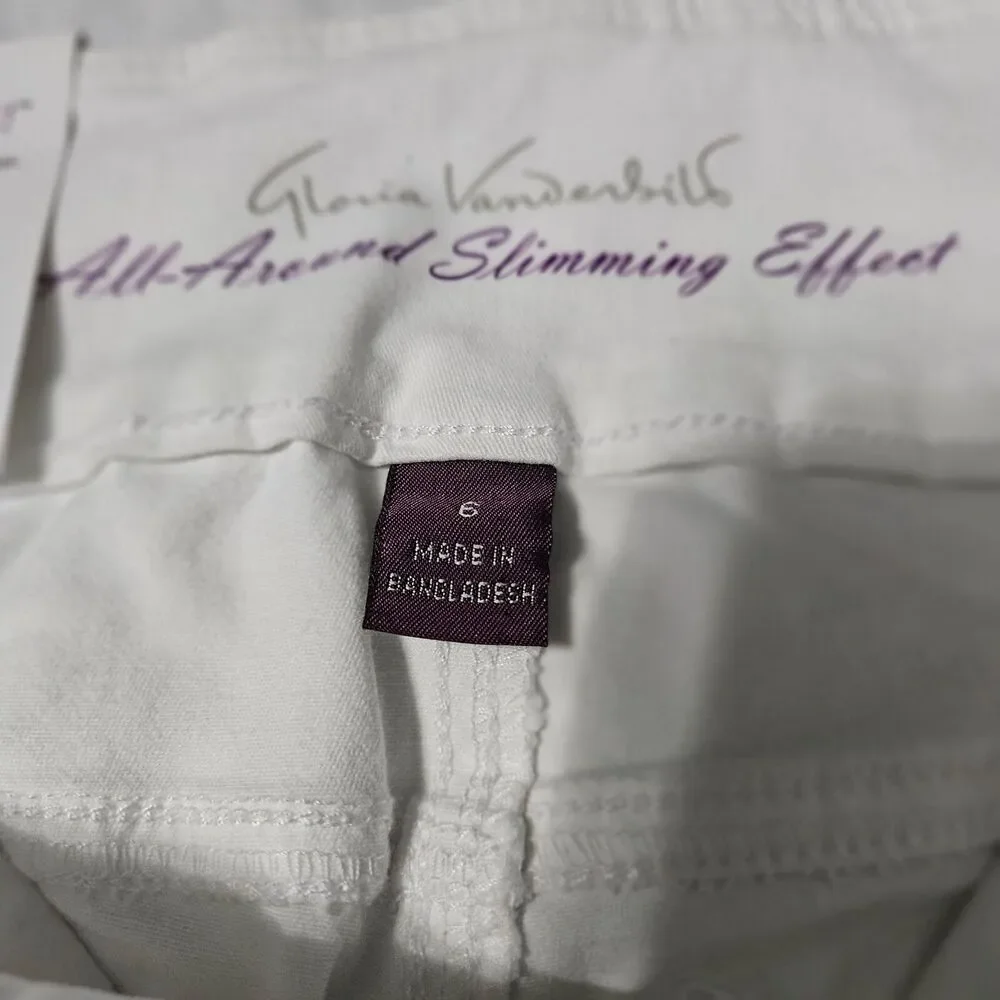 Gloria Vanderbilt Amanda Capri Vintage White Size 6 Cotton Blend Stretch